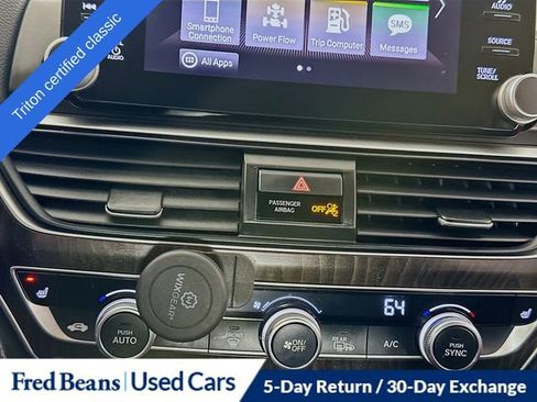 Used 2018 Honda Accord EX image 15