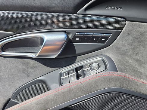 Used 2015 Porsche 911 Carrera GTS image 18