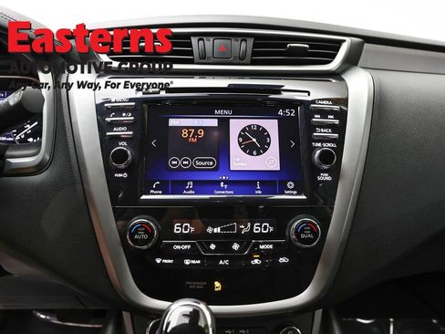 Used 2023 Nissan Murano SV FWD image 12