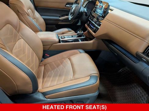 Certified 2023 Nissan Pathfinder Platinum AWD/4WD image 37