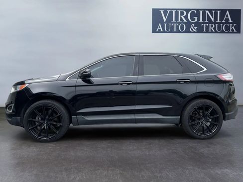 Used 2016 Ford Edge Titanium FWD image 5