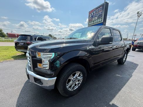 Used 2015 Ford F150 XLT w/ Equipment Group 301A Mid AWD/4WD image 8