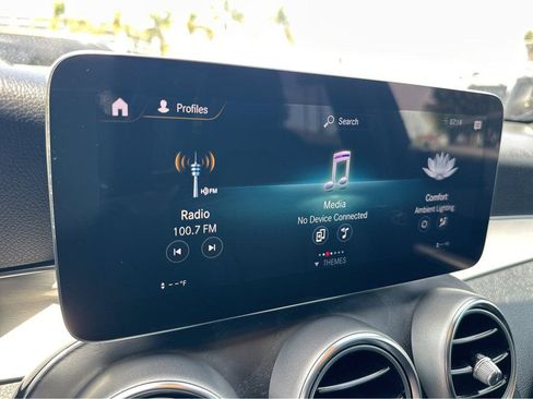 Used 2022 Mercedes-Benz GLC 300 image 5