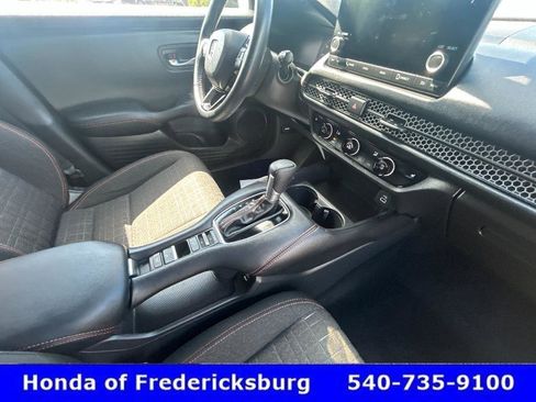 Certified 2025 Honda HR-V Sport image 21