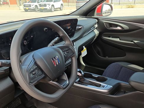 New 2026 Buick Envista Preferred image 12