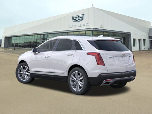 New 2026 Cadillac XT5 Premium Luxury w/ Driver Assist Package AWD/4WD image 3