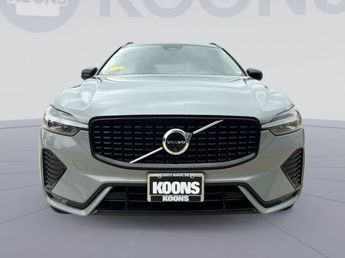 Certified 2024 Volvo XC60 B5 Ultimate w/ Protection Package Premier AWD/4WD image 11