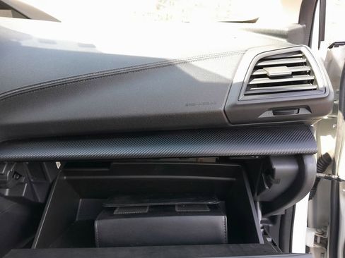 Used 2019 Subaru Crosstrek 2.0i Premium AWD/4WD image 36