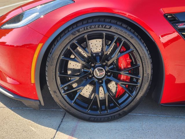 Used 2017 Chevrolet Corvette Z06 RWD image 16