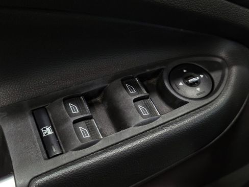 Used 2015 Ford Escape Titanium AWD/4WD image 27