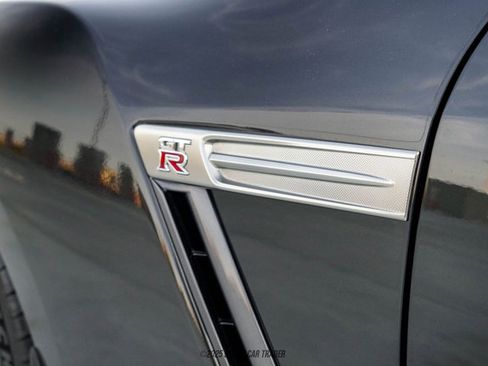 Used 2014 Nissan GT-R Premium w/ Premium Interior Package image 83