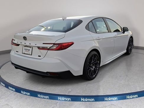 New 2026 Toyota Camry SE FWD image 4