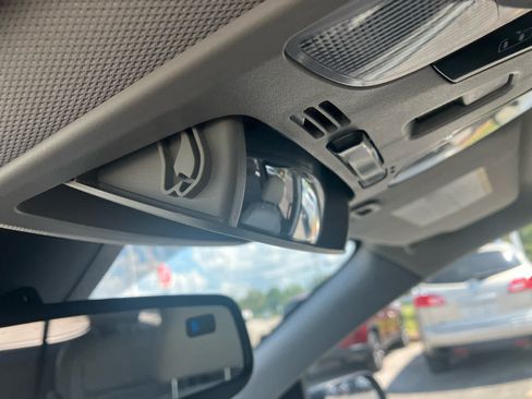 Used 2020 Toyota Sienna XLE FWD image 21