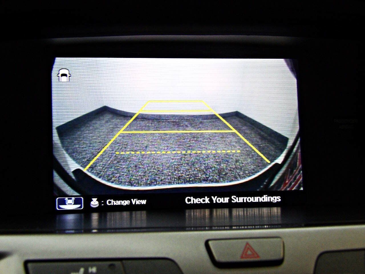 Used 2015 Honda Odyssey Touring image 16