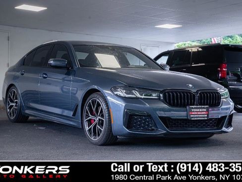 Used 2023 BMW 530i xDrive w/ M Sport Package AWD/4WD image 19