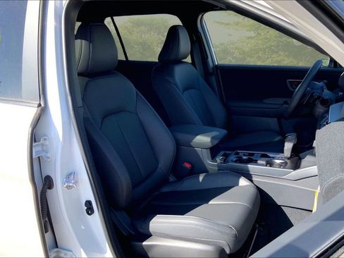 Used 2026 Subaru Outback Premium image 10