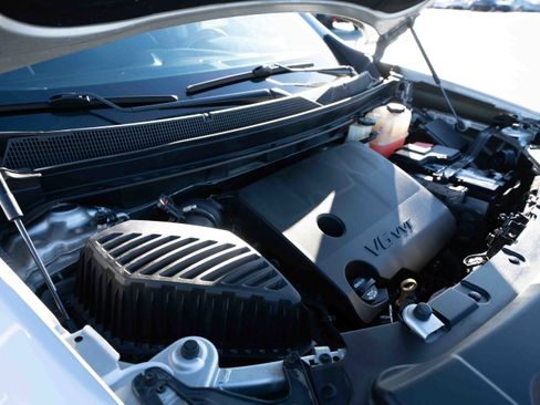 Used 2019 Chevrolet Traverse LT image 33