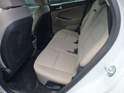 Used 2019 Hyundai Tucson SEL w/ Cargo Package FWD image 4