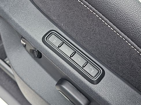 New 2026 Volkswagen Atlas SEL Premium R-Line image 15