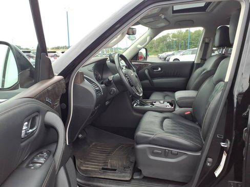 Used 2024 Nissan Armada Platinum w/ Captain's Chairs Package AWD/4WD image 10