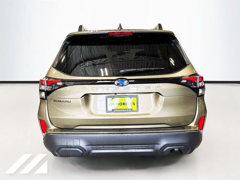 Used 2026 Subaru Forester Premium AWD/4WD image 6