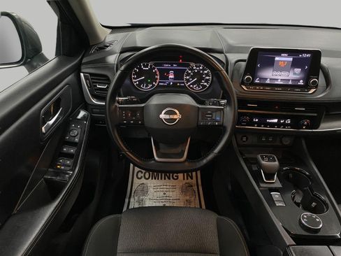 Certified 2025 Nissan Rogue SV AWD/4WD image 13