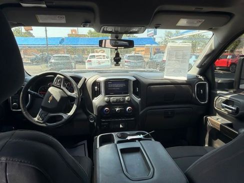 Used 2022 Chevrolet Silverado 2500 LT w/ Convenience Package AWD/4WD image 6