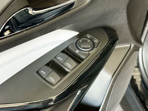 New 2026 Chevrolet Trax LT w/ Driver Confidence Package image 18