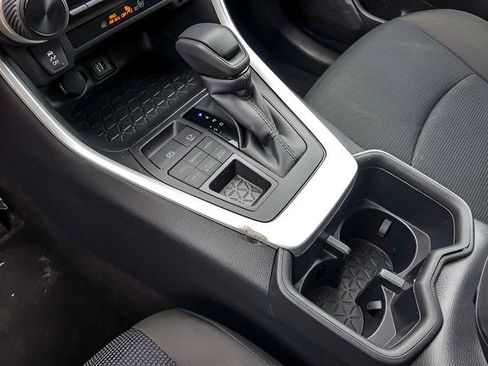 Certified 2025 Toyota RAV4 LE AWD/4WD image 21