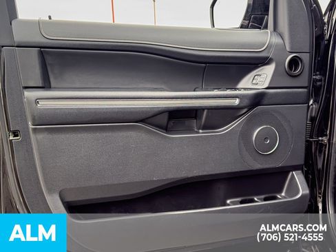 Used 2024 Ford Expedition Max XLT image 12