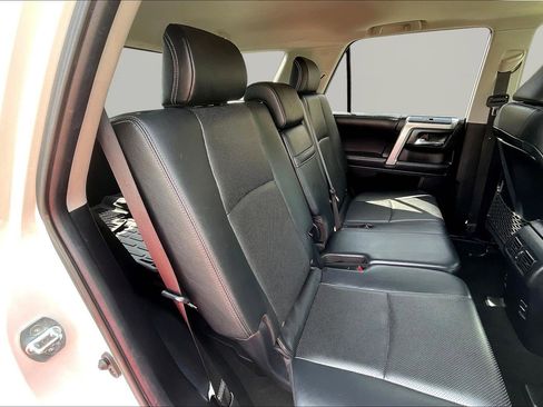 Used 2019 Toyota 4Runner Limited AWD/4WD image 25