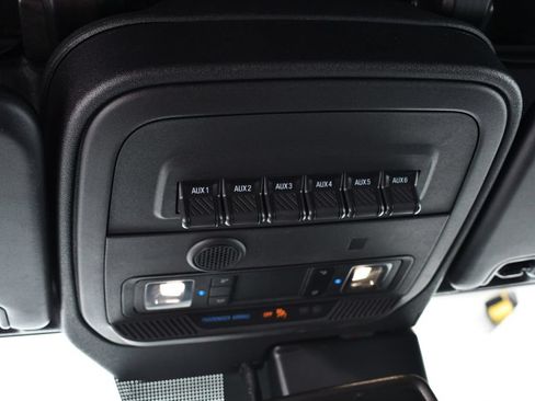 Used 2023 Ford Bronco Black Diamond AWD/4WD image 36