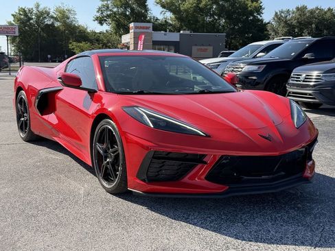 Used 2022 Chevrolet Corvette Stingray Preferred Cpe RWD image 2