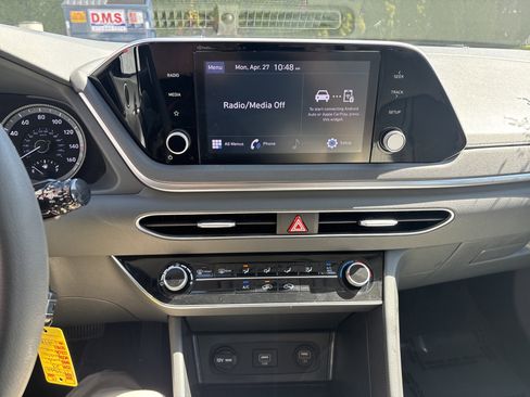 Used 2023 Hyundai Sonata SE FWD image 25