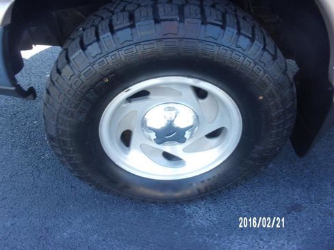 Used 1998 Ford F150 XL image 13