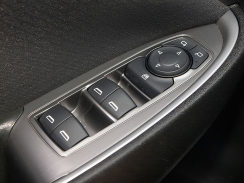 Used 2024 Chevrolet Malibu LS image 39