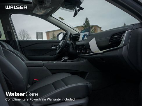 New 2025 Nissan Rogue SL w/ Tech Package image 11