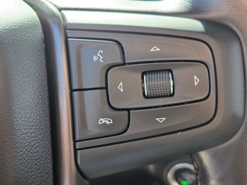 Used 2021 GMC Sierra 1500 AT4 w/ AT4 Premium Package AWD/4WD image 29