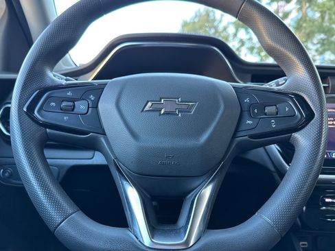 Used 2022 Chevrolet Bolt EUV LT image 26