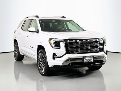New 2026 GMC Terrain Denali w/ LPO, Black Badging Package