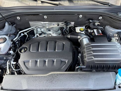 Used 2026 Volkswagen Atlas SE AWD/4WD image 35
