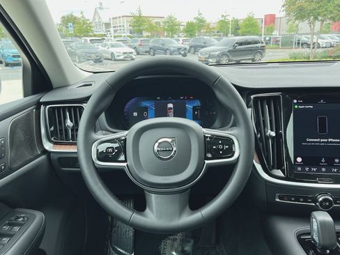 Used 2024 Volvo S60 T8 Plus w/ Climate Package AWD/4WD image 16