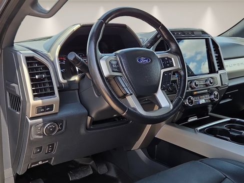 Used 2022 Ford F250 Lariat w/ Lariat Ultimate Package AWD/4WD image 15