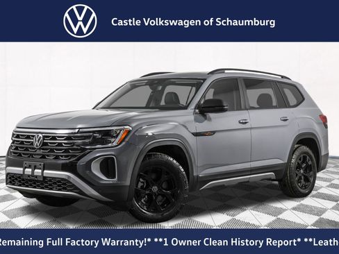 Used 2024 Volkswagen Atlas Peak Edition SE image 1