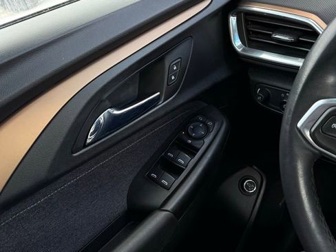 Used 2021 Chevrolet TrailBlazer ACTIV w/ Sun and Liftgate Package image 24