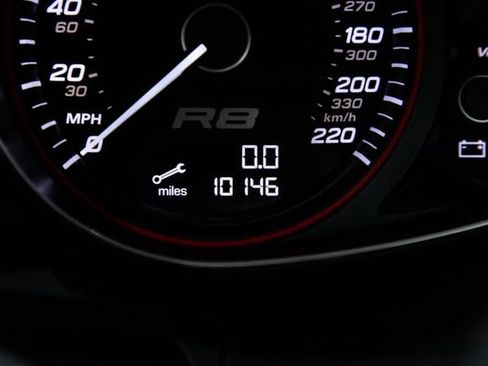 Used 2011 Audi R8 V10 AWD/4WD image 41