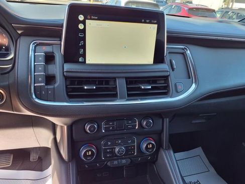 Used 2022 Chevrolet Suburban RST w/ Luxury Package AWD/4WD image 17