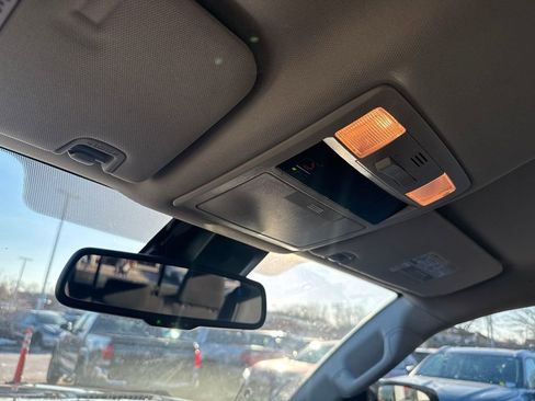 Used 2023 Toyota Tacoma 4x4 Double Cab image 29