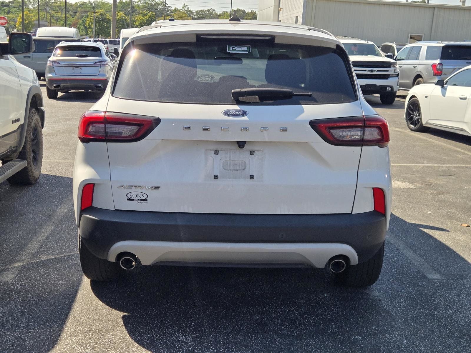 Used 2023 Ford Escape Active w/ Tech Pack #1 FWD image 5