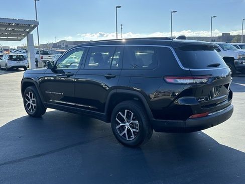 Used 2024 Jeep Grand Cherokee L Limited w/ Luxury Tech Group II image 27